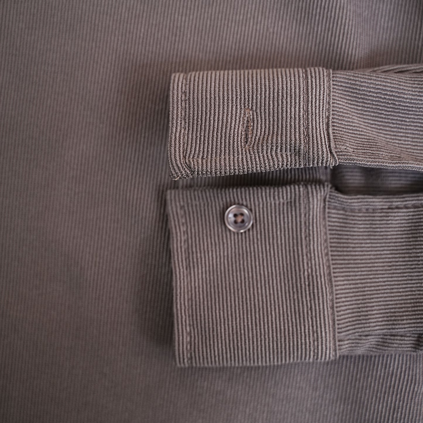 Chemise texturée boutonnée