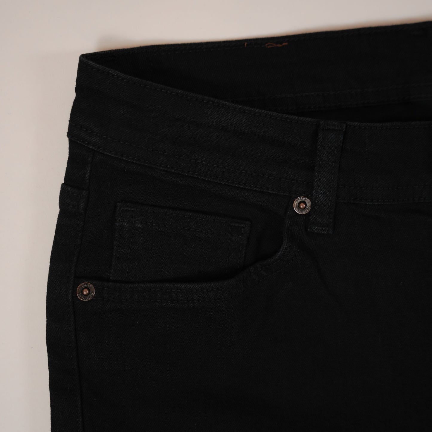 Pantalon CLEEVER en Jean noir