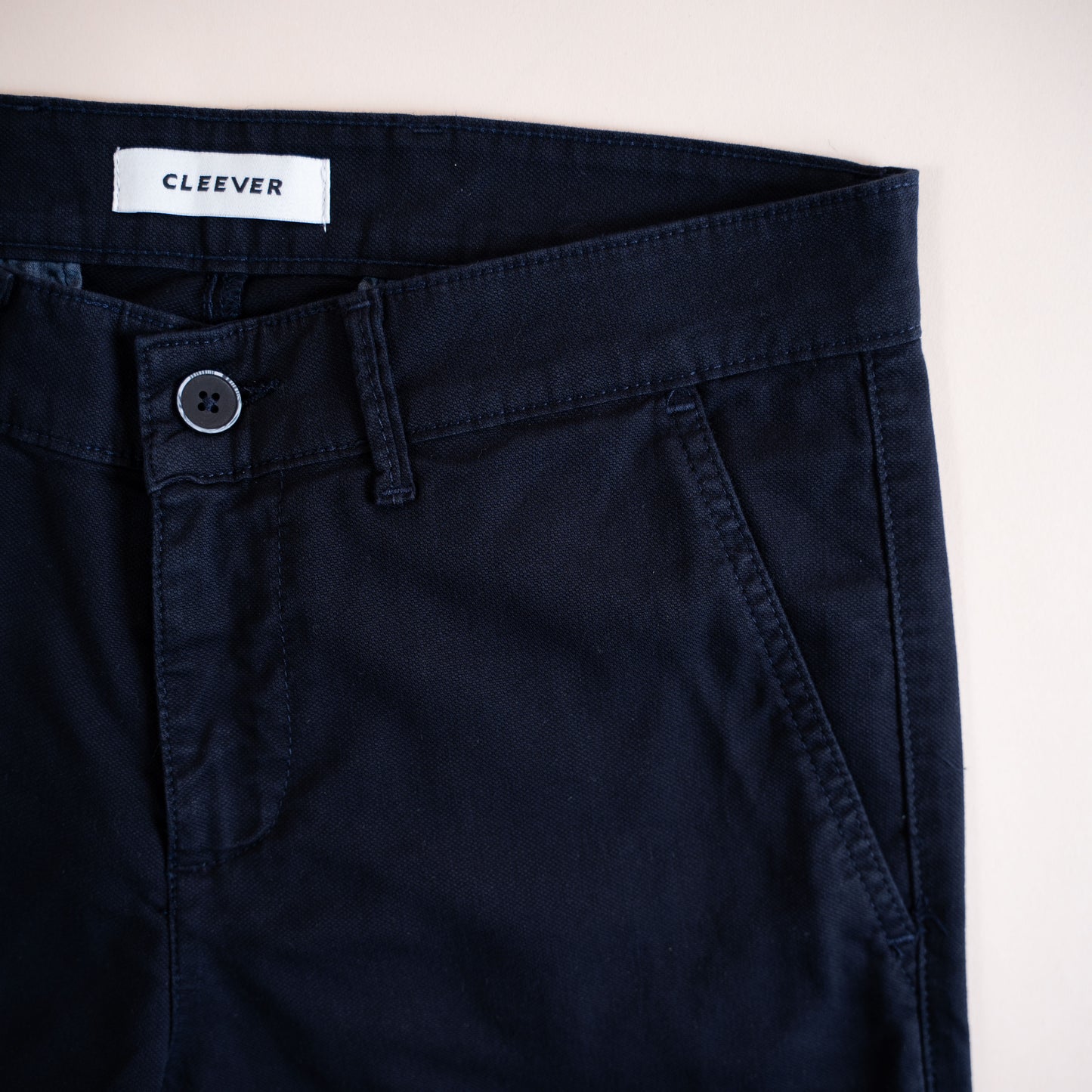 Pantalon chino structuré