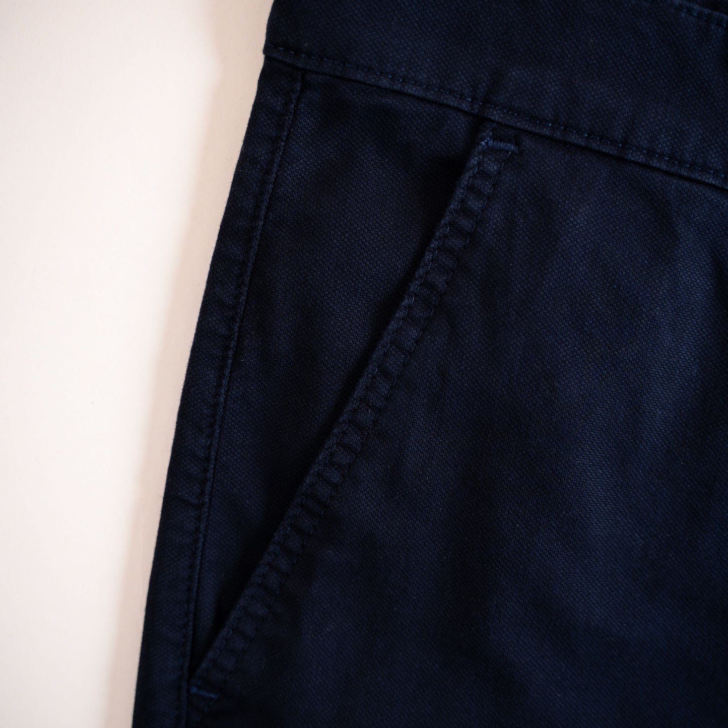 Pantalon chino structuré