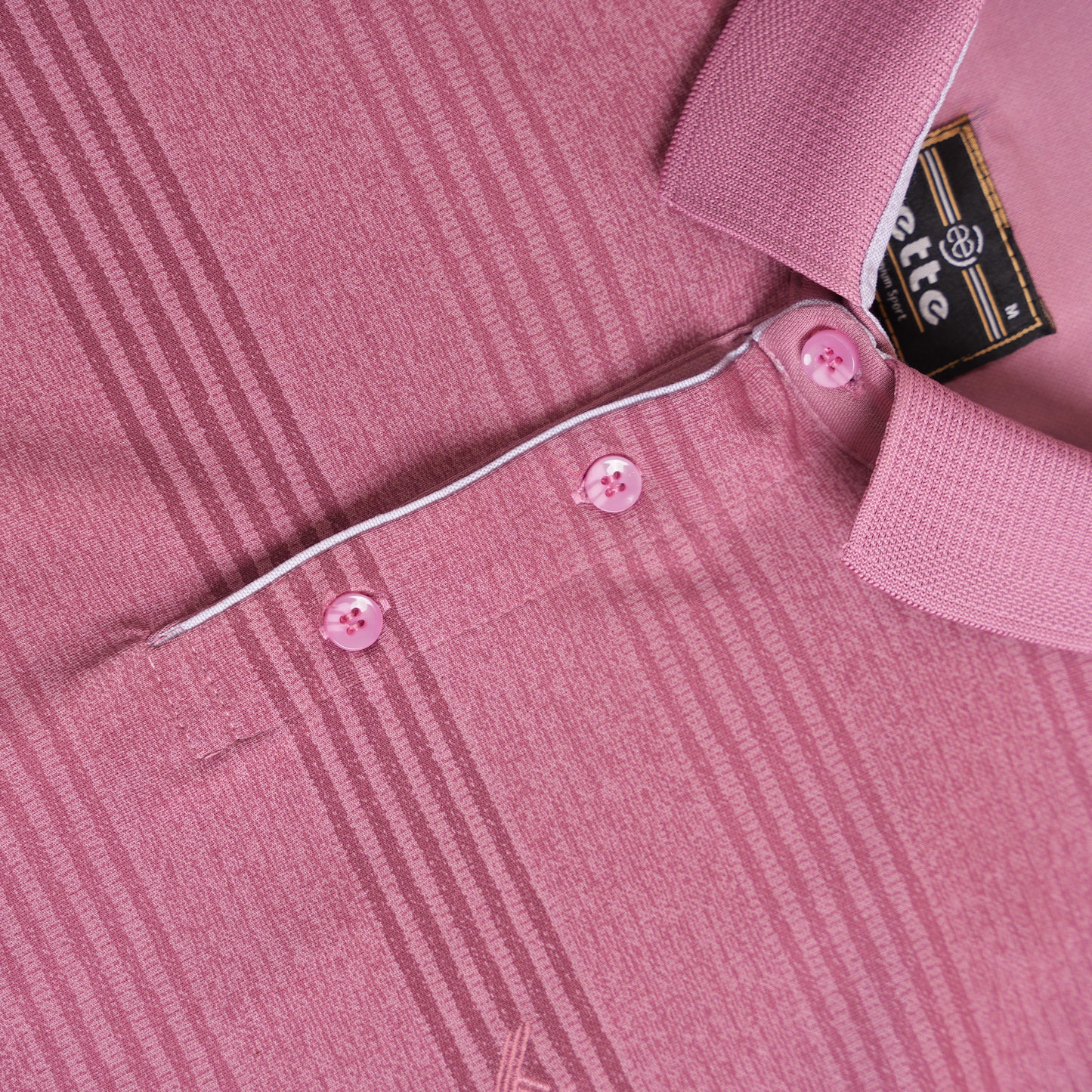 Polo texturé à rayures fines