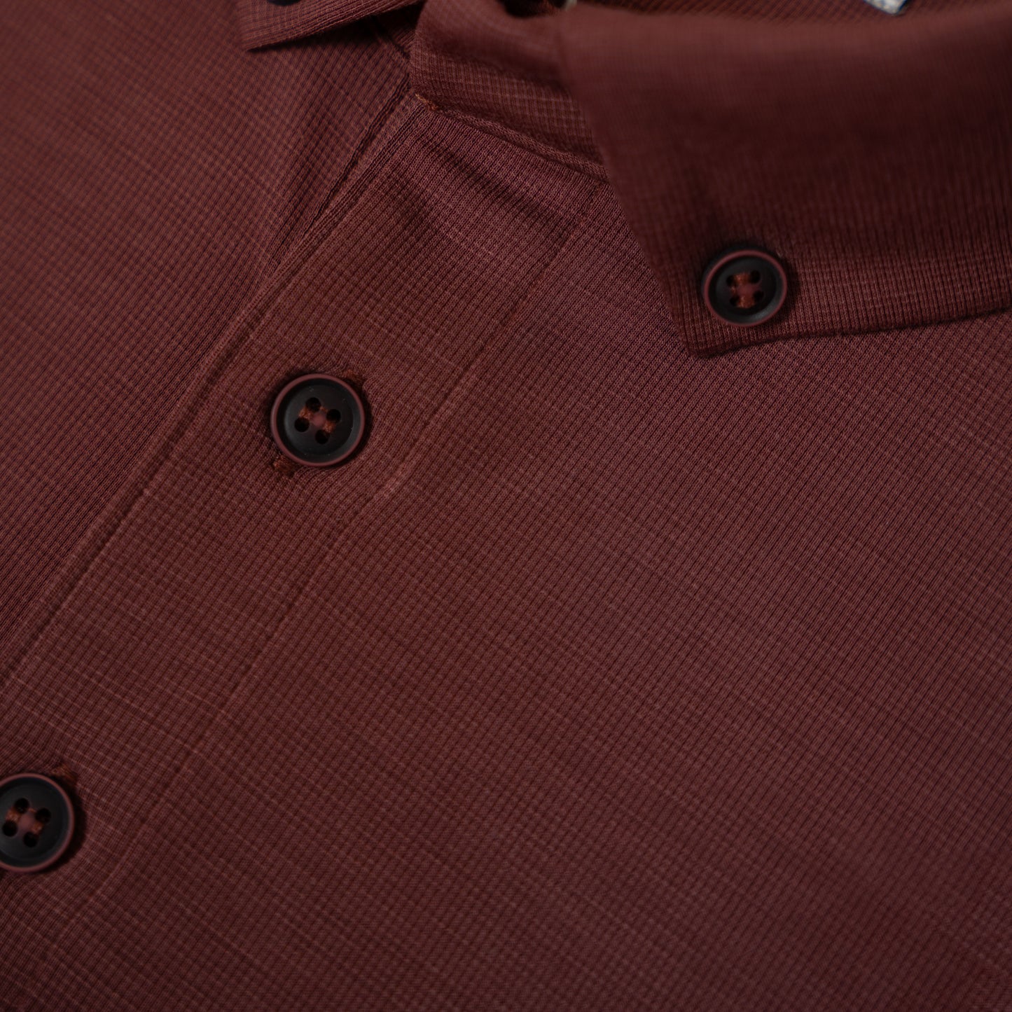 Polo Texturé Contemporain