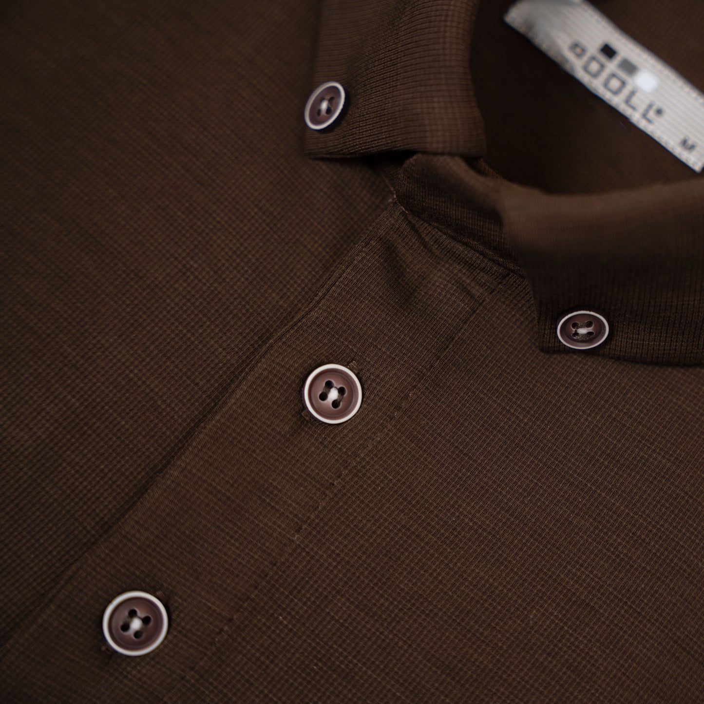 Polo Texturé Contemporain